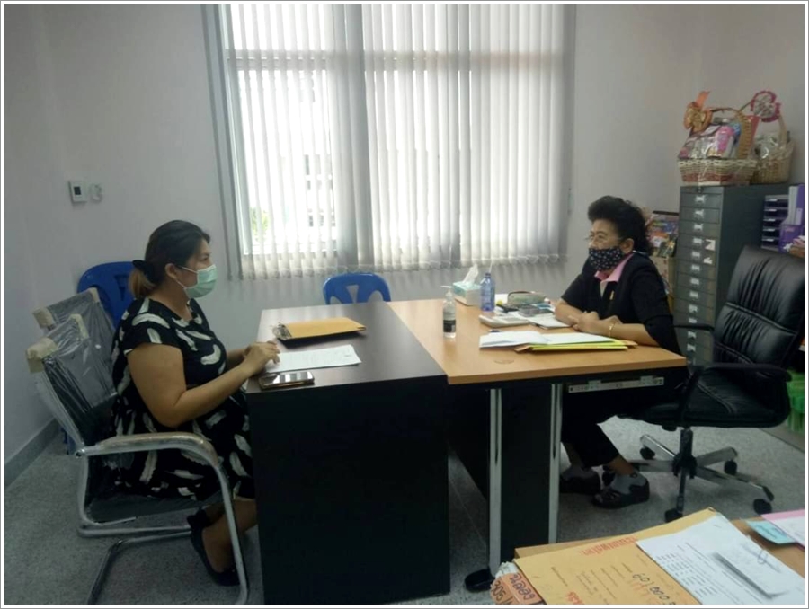 ﻿สำนักงานบังคับคดีจังหวัดสมุทรปราการ จัดโครงการไกล่เกลี่ยทั่วไทยร่วมใจช่วยเหลือลูกหนี้ที่ได้รับผลกระทบจากไวรัสโคโรนา 2019 (COVID - 19) ได้สำเร็จทุนทรัพย์กว่า 9 แสนบาท